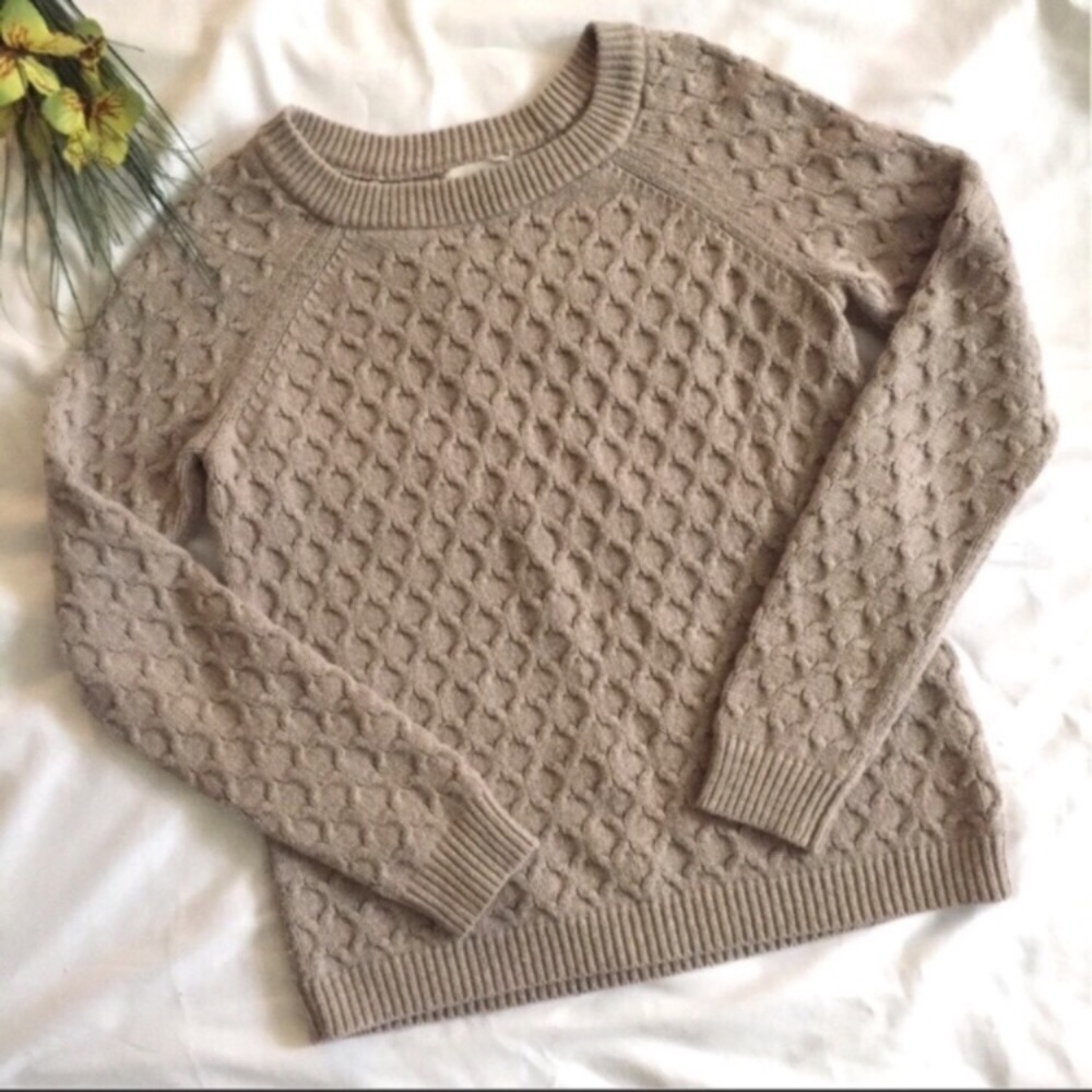 Old Navy Sweater | Price Firm